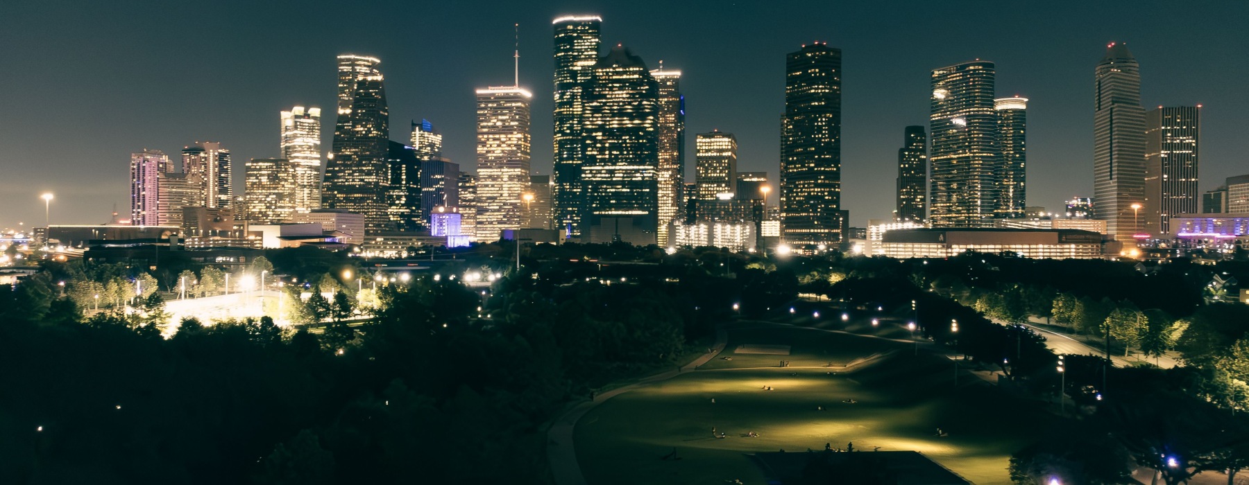 Gorgeous Skyline Houston, Texas - Aspire at 610 in the Heart of it All